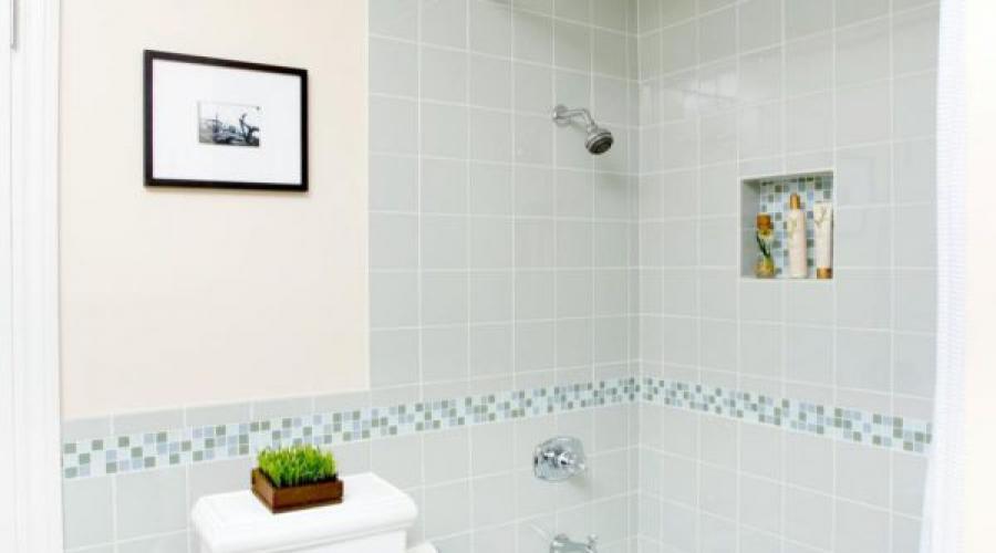Как правильно подобрать декор плитки в ванной и отделать ее?