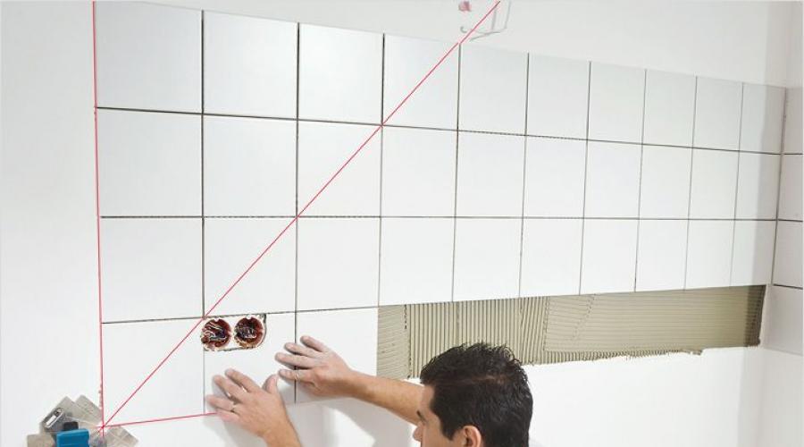 كيفية وضع البلاط على جدار الحمام