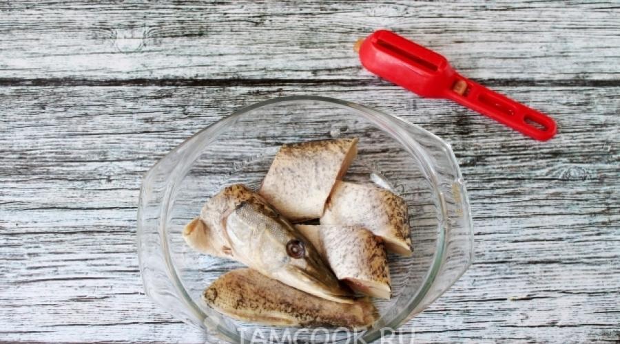 Štuka s krumpirom u pećnici.  Štuka u pećnici s krumpirom: recept i savjeti za kuhanje Kuhajte štuku s krumpirom