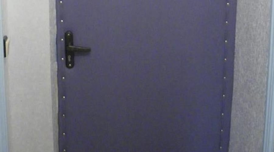 Najlepszy materiał na okładziny systemów drzwi drewnianych.  Pokrycie drzwi dermantyną Pokrycie drewnianych drzwi wejściowych