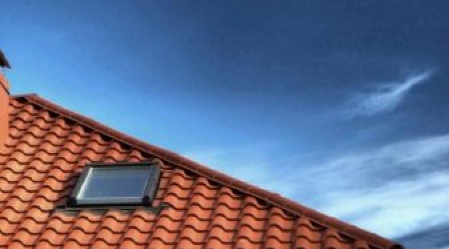 Calculer la pente du toit.  Comment calculer la pente du toit.  La pente minimale et optimale du toit à partir de la tôle profilée