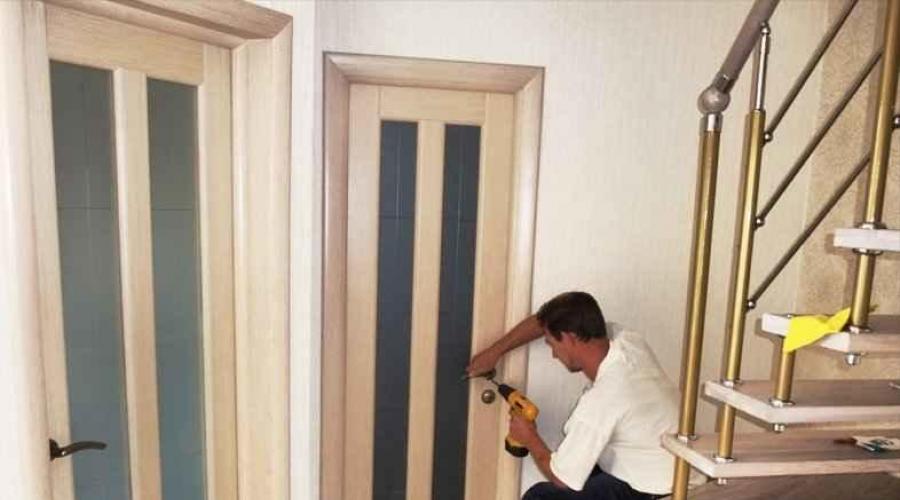 Belarusian interior door designs as an indicator of sufficiency.  The door closes by itself how to fix it To prevent the door from opening wide