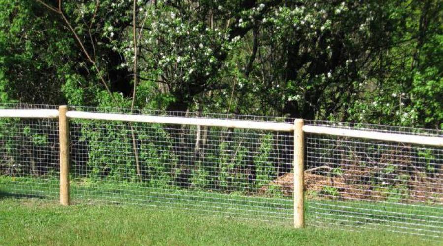 Make a wire mesh fence.  Installation of a fence from a welded grid.  Sectional fences have a number of advantages.