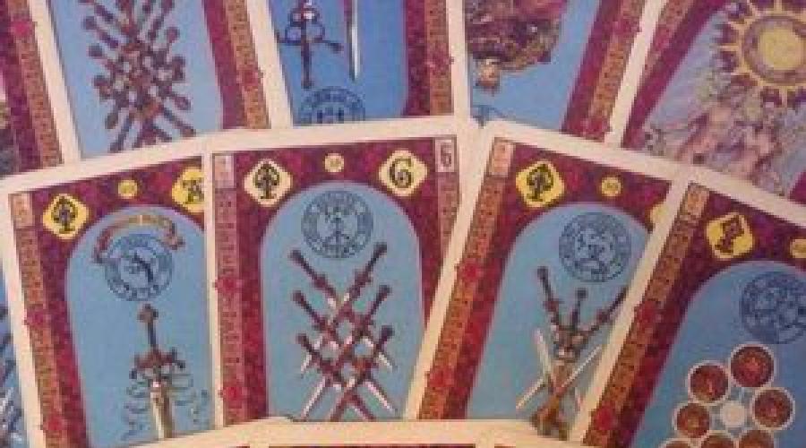 Online gypsy tarot reading for tonight.  Fortune telling by the gypsy Aza - find out everything about your future