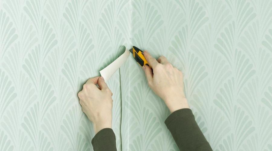 How to glue wallpaper in corners - the secret to perfect gluing.  How to beautifully join different types of wallpaper in the corners, especially if they are uneven. How to stick wallpaper on the corner of a wall
